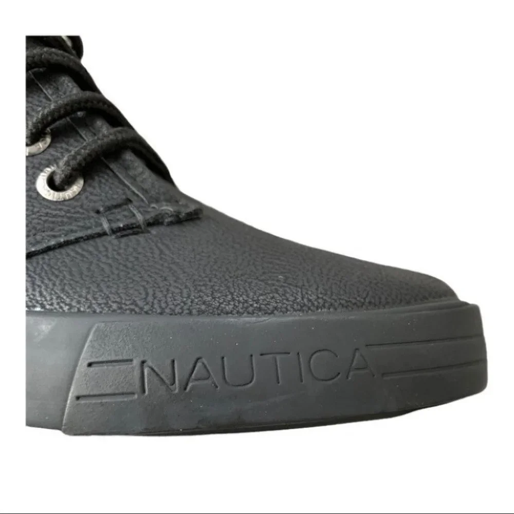 NWOT Nautica breakwater youth black tumbled boot 12